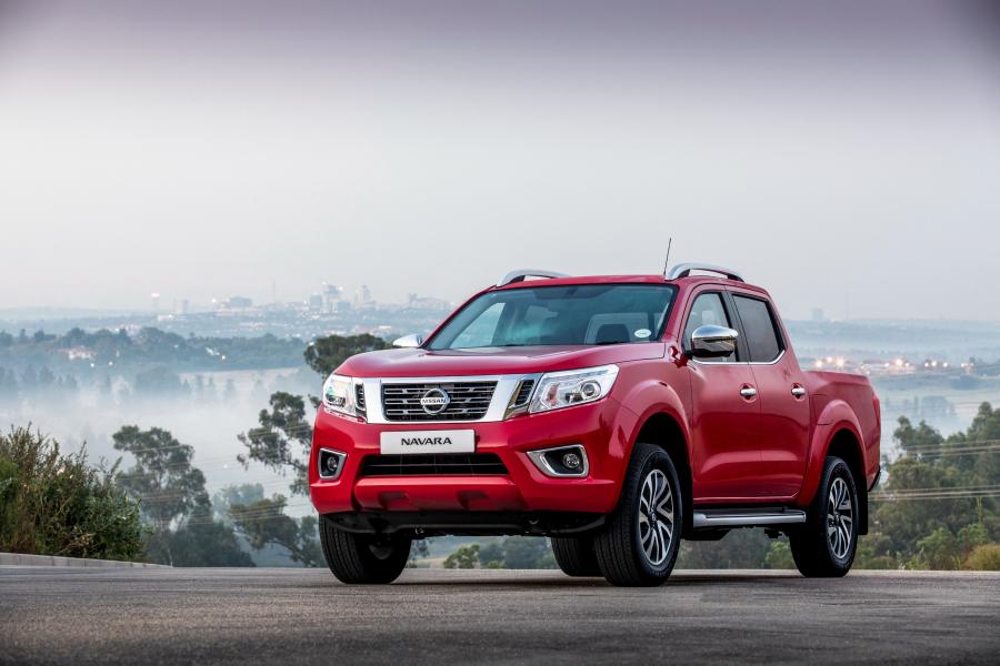  Nissan Navara Double Cab (D23) 2017 года  (ZA) (фото 10 из 26)